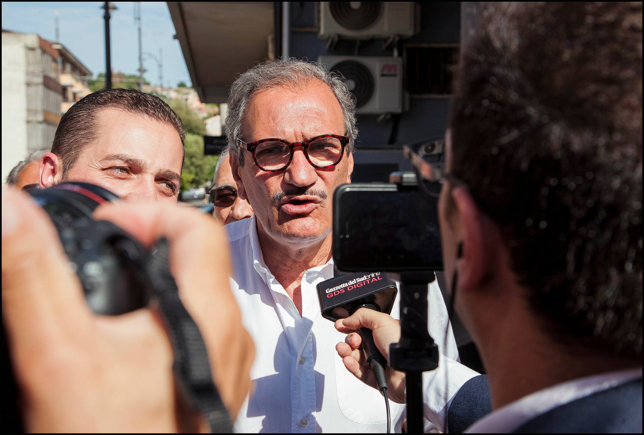 A Vibo «la povertà aumenta»: Romeo dice basta e vuole tagliare i compensi per sindaco, assessori e consiglieri