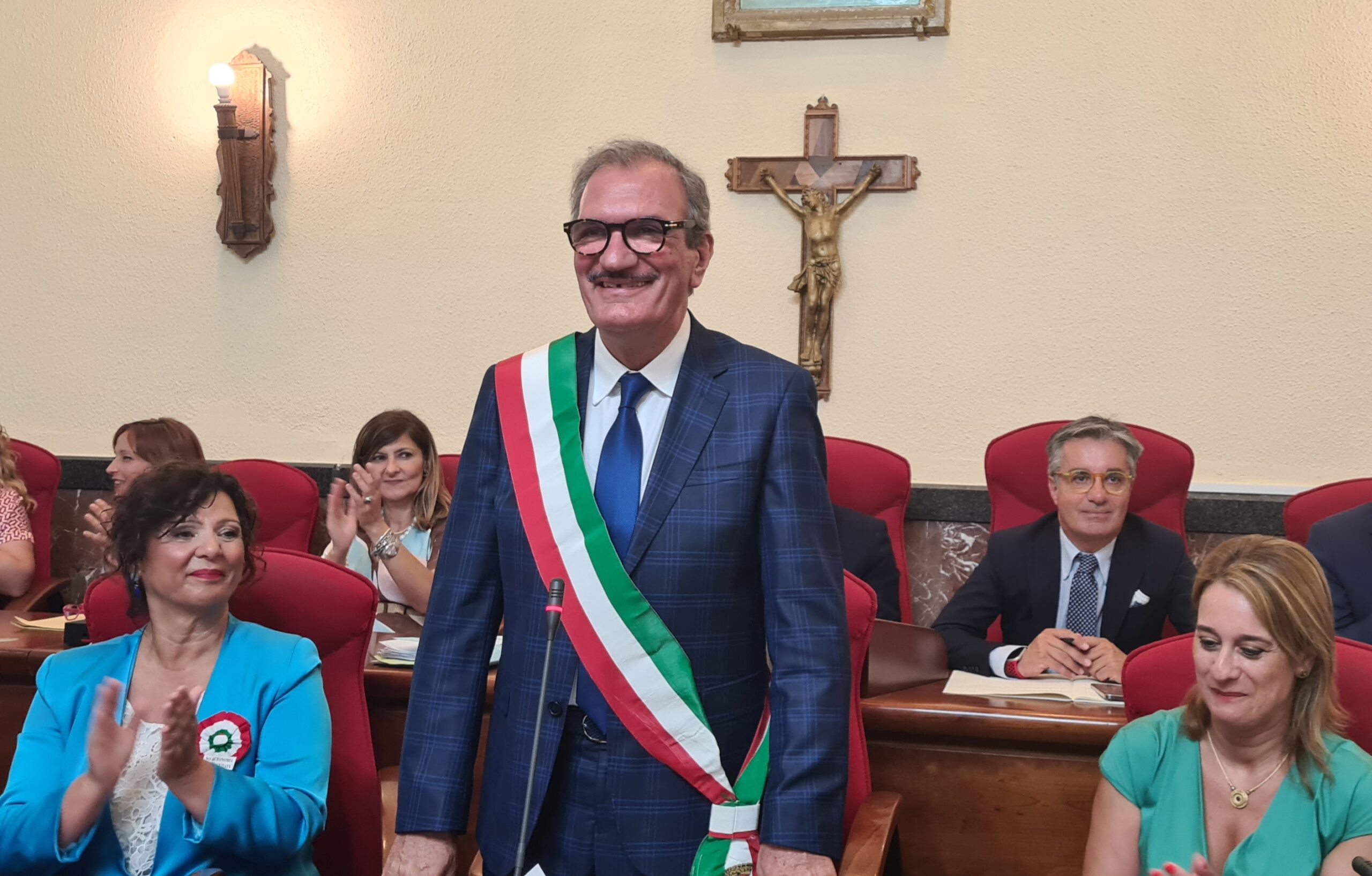 Vibo, Romeo immagina una “Grande Valentia” e pensa a un patto con i Comuni limitrofi. E vuole l’Università a Palazzo Santa Chiara