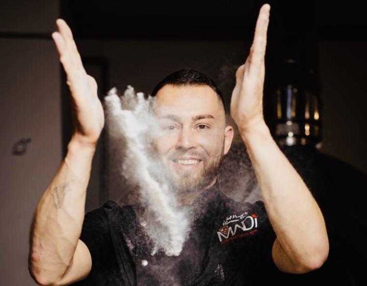 Nicola Massaria, millenial, imprenditore e pizzaiolo vibonese: «Guardo al futuro con molta energia»