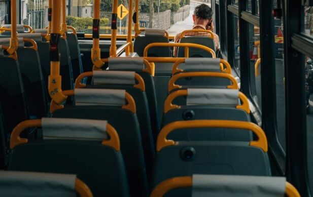 Trasporto urbano a Vibo, Scalamogna alla Pilegi: «Non ha le competenze, è un medico. Se ci confrontiamo può farsi supportare da chiunque»
